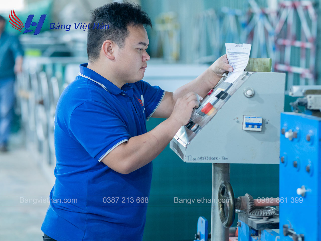 Bảng Ghim Lie Treo Tường Khung Nhôm Cao Cấp 