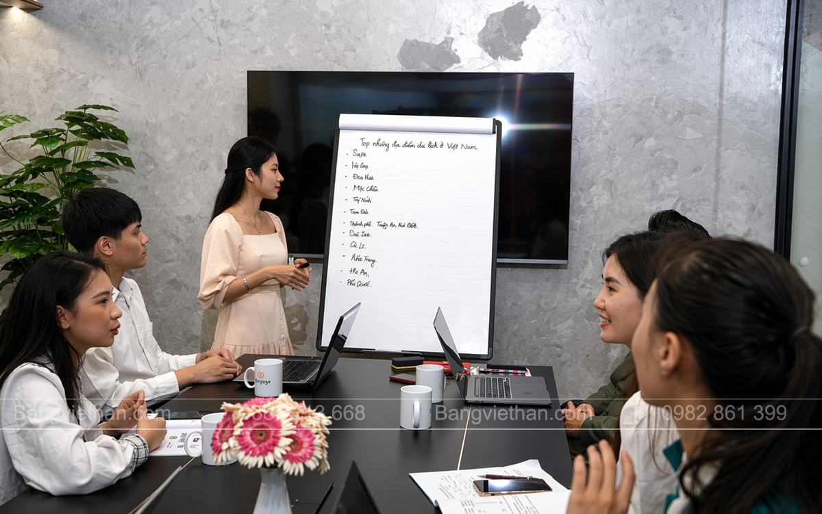 Bảng Flipchart Chân Chữ A
