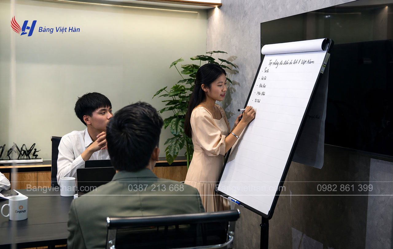 Bảng Flipchart Chân Tròn & Chân Chữ A Tại Hải Phòng Bảng Flipchart Chân Tròn & Chân Chữ A Tại Hải Phòng