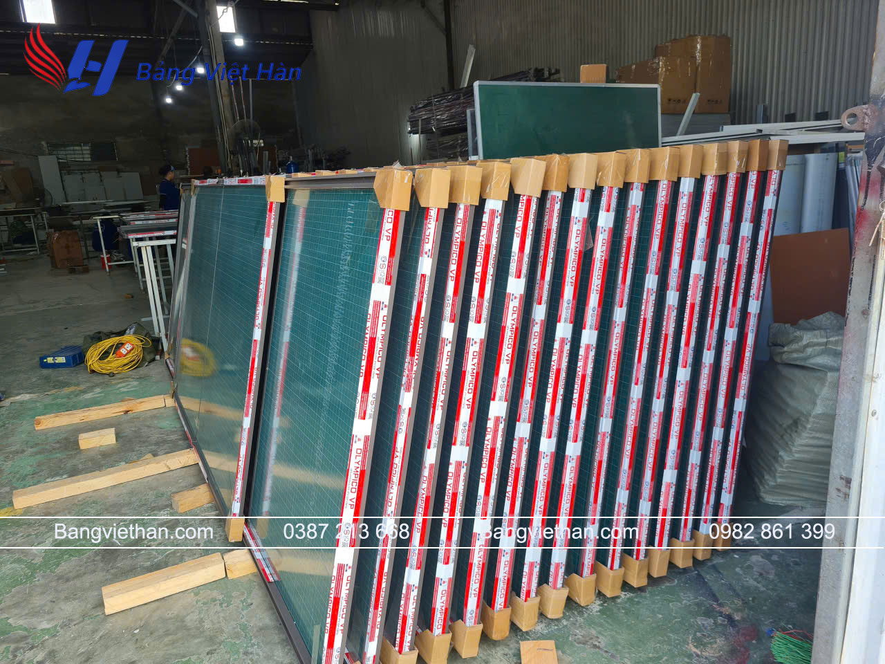 Sản Xuất Bảng Từ Trượt Ngang Theo Yêu Cầu