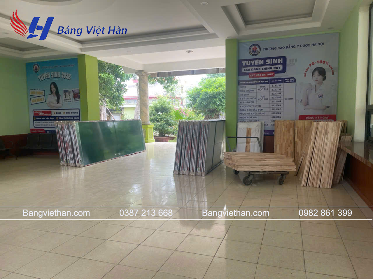 Thi Công Bảng Từ Trường Học Trực Tiếp Từ Xưởng Giá Cạnh Tranh